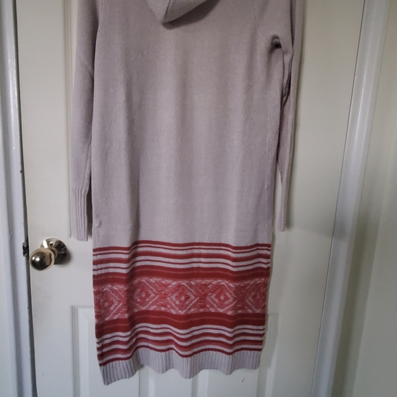 Sweater Long Cardigan. Size S. Francesca's Brand - Picture 2 of 5